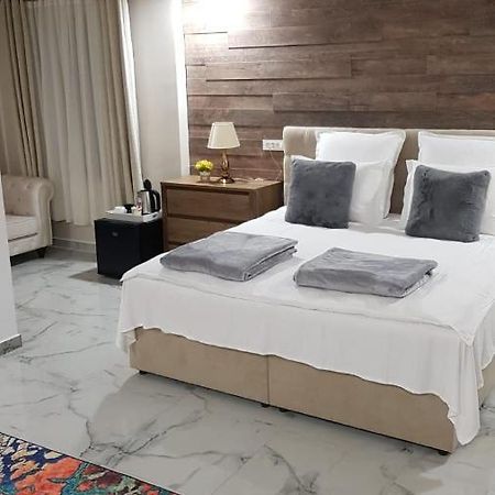 Mini Pool Rooms - Ultracentral - Piscina Cu Hidromasaj Oradea Dış mekan fotoğraf