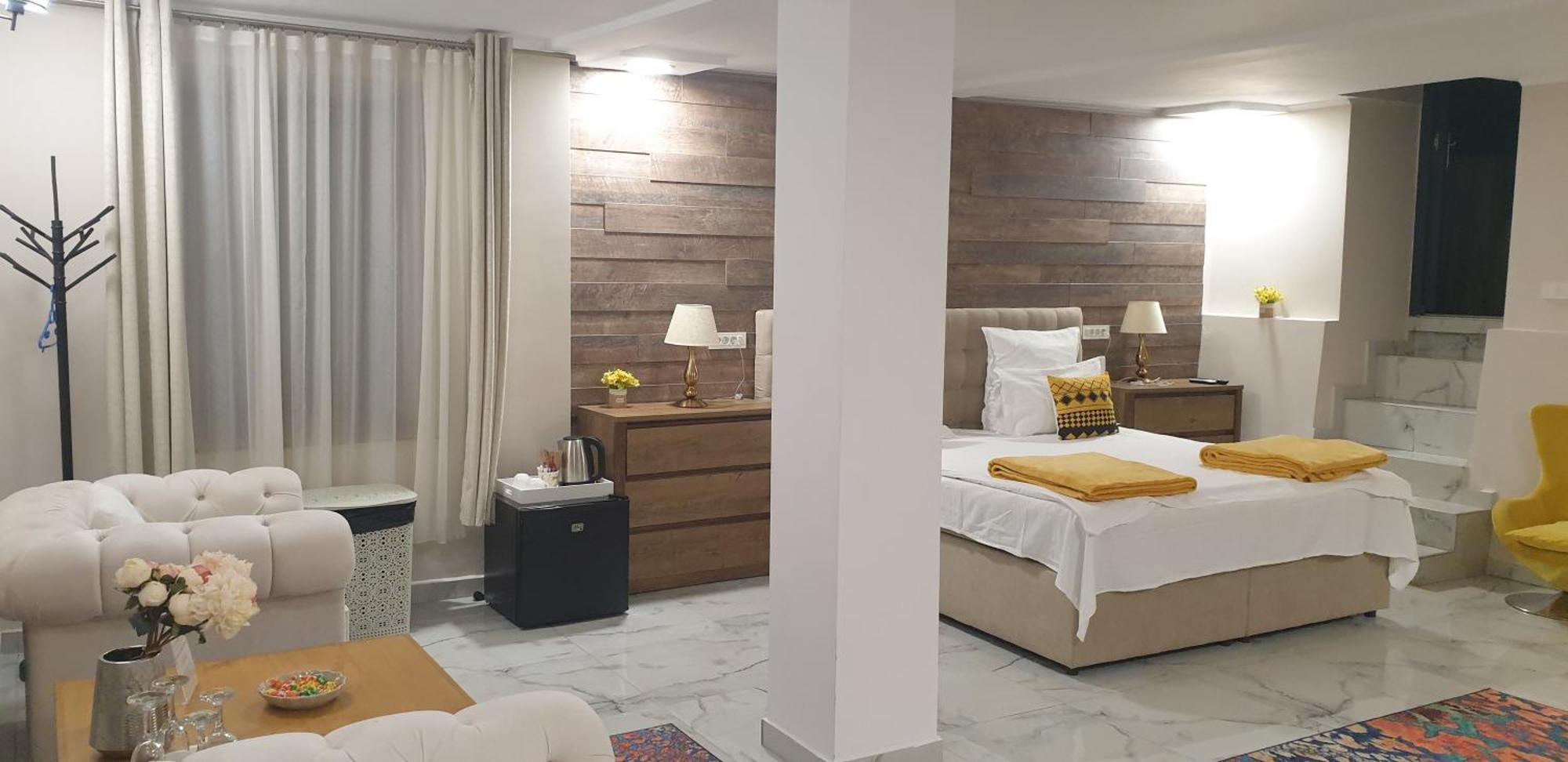 Mini Pool Rooms - Ultracentral - Piscina Cu Hidromasaj Oradea Dış mekan fotoğraf